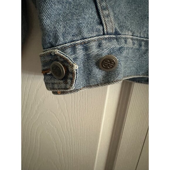 Vintage Bill Blass 90's Women's Short Blue Denim Trucker Jacket Size Medium - Picture 4 of 12
